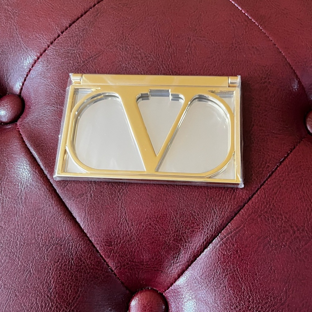 Valentino Gold Compact Makeup Mirror, GWP! - Picture 3 of 5
